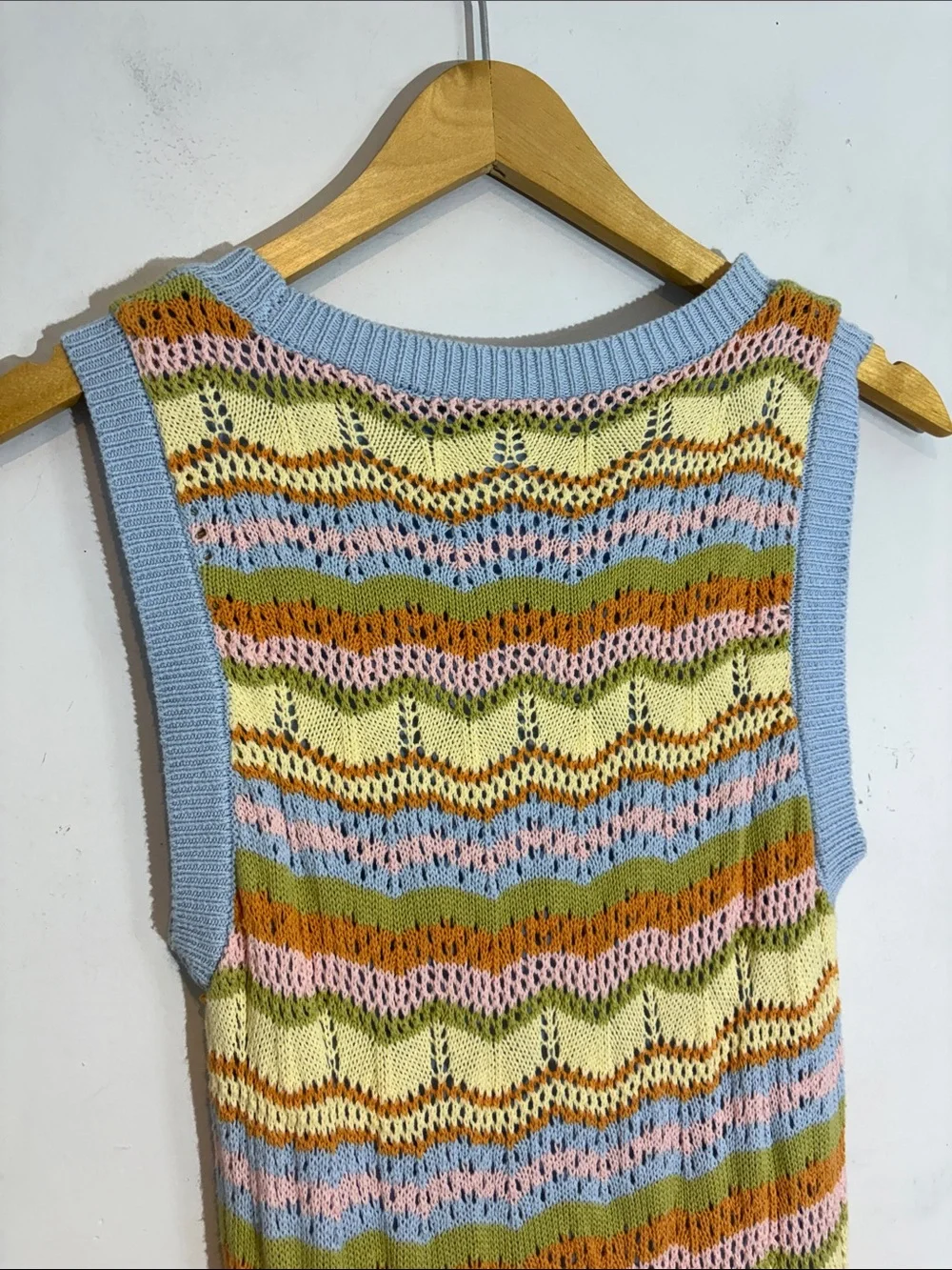 Willow & Wind Rainbow Chevron Crochet Knit Midi Dress NWT medium - Picture 10 of 12